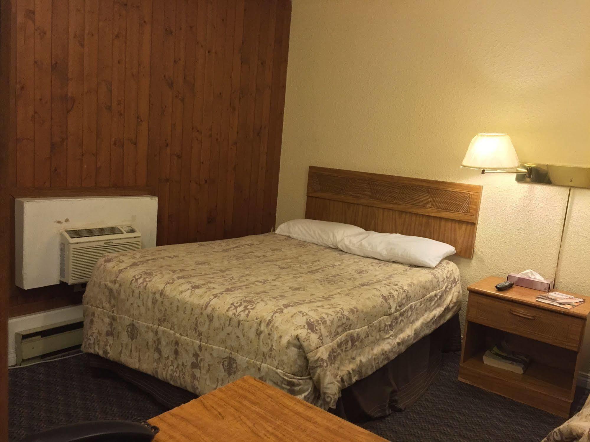 וויניפג The Capri Motel מראה חיצוני תמונה