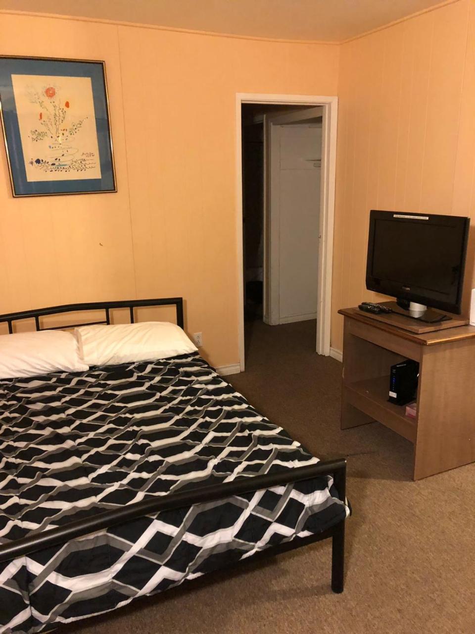 וויניפג The Capri Motel מראה חיצוני תמונה